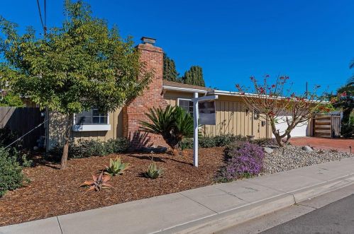 4918 Gardena Ave, San Diego, CA 92110-1333