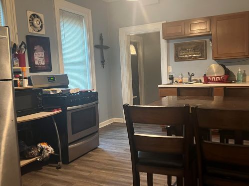 4502 8 Ave, Kenosha WI 53140-3301 exterior