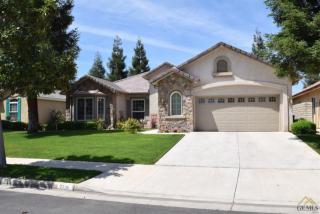 2705 Legend Rose St, Bakersfield CA  93311-3735 exterior