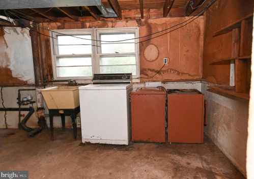 305 Carnegie Ave, Wenonah NJ  08090-1411 exterior