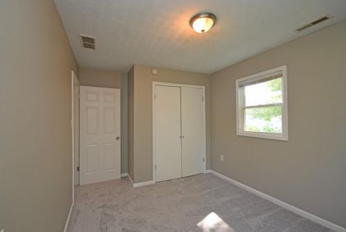 1297 Surrender Ct, Amelia OH  45102-1640 exterior