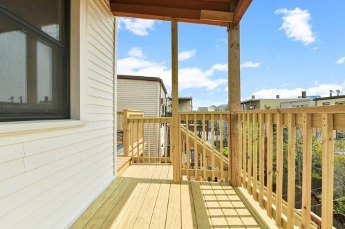 141 Chelsea St, Boston MA  exterior