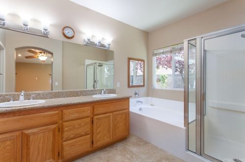 2028 Kalliope Ave, Lancaster CA 93536-4624 exterior