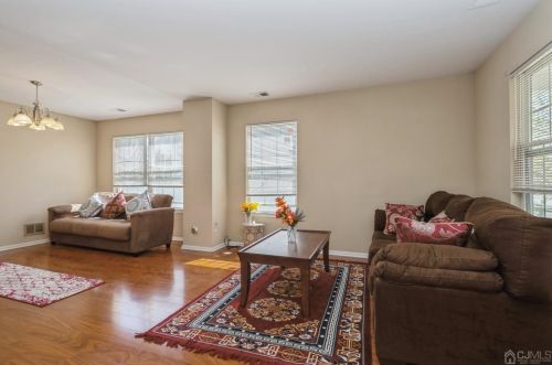 45 Devon Dr, East Brunswick NJ  08816-5329 exterior