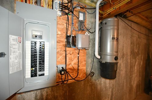 17 Mtn Vw Ct, Keene NH 03431-4933 exterior