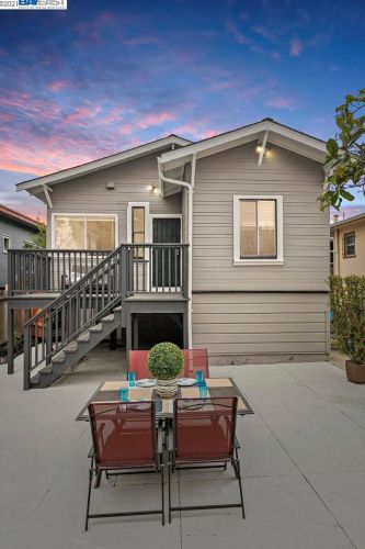 807 46th St, Oakland CA 94608-3418 exterior