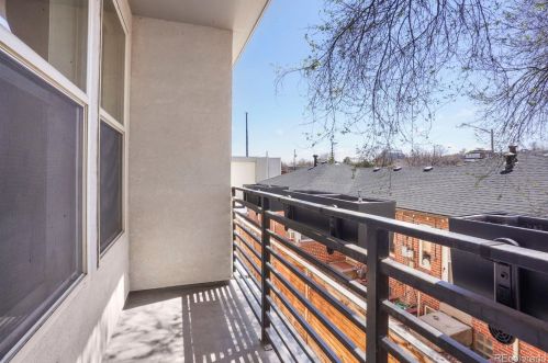 1313 Jackson St, Denver CO  80210-2535 exterior