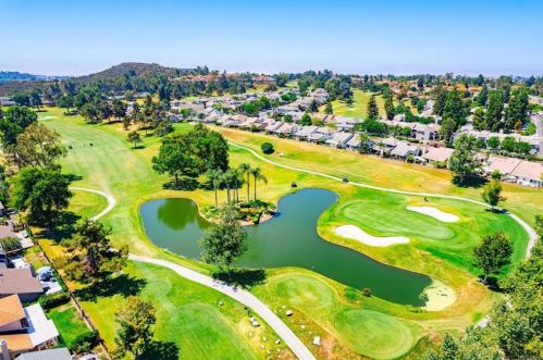 1946 Spyglass Cir, Vista, CA 92081-8954