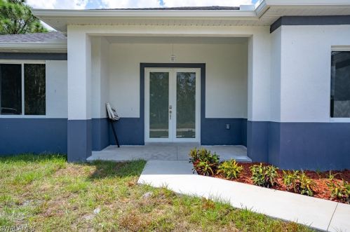742 Central St, Lehigh Acres, FL