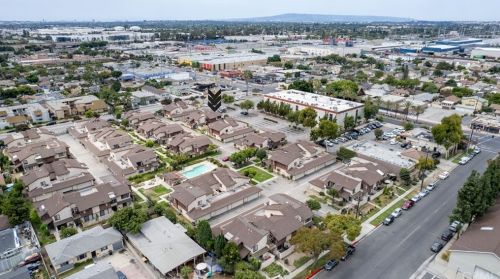 8025 70th St, Paramount CA 90723-5401 exterior