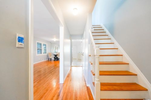 94-32 202nd St, Jamaica, NY 11423-1608