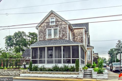713 Savannah Rd, Lewes, DE 19958-1521