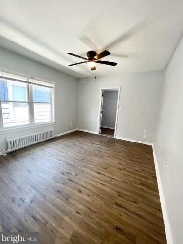 820 Bergen St, Gloucester NJ  08030-1541 exterior