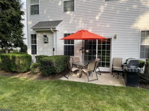 114 Surrey Ct, Nutley NJ  07110-3917 exterior
