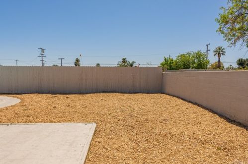 643 Mckinley St, Rialto CA  92376-6057 exterior