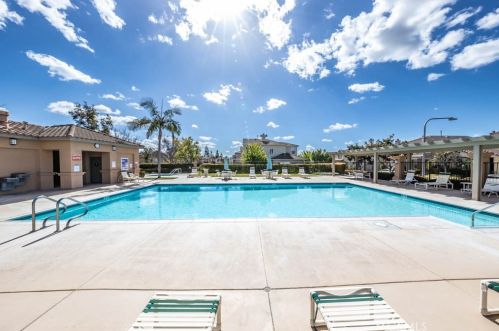 569 Masters Cir, Brea CA  92821-6144 exterior