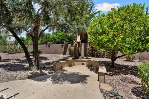 15712 Goldenrod Dr, Sun City, AZ 85374-5626