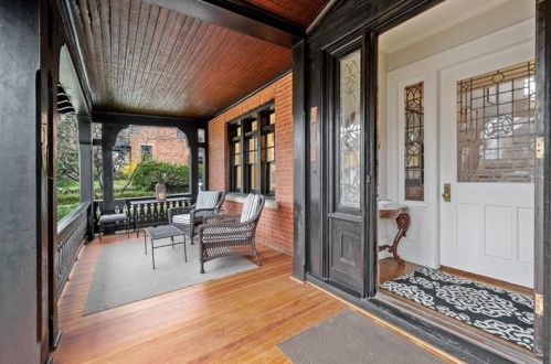 636 Linden Ave, Pittsburgh, PA 15208-2813