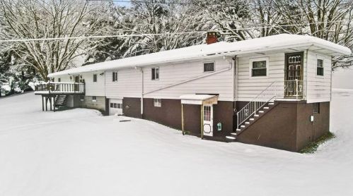 120 Binns Rd, West Brownsville, PA 15417-9290