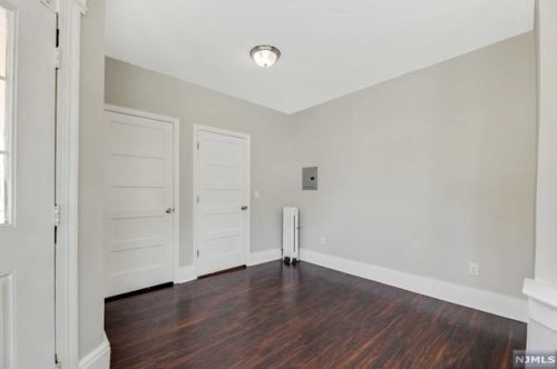 131 Claremont Ave, Montclair NJ  07042-3616 exterior