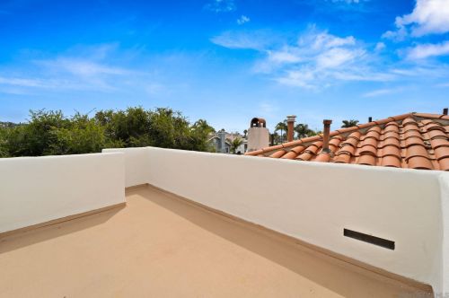 914 Agate St, San Diego CA 92109-1118 exterior