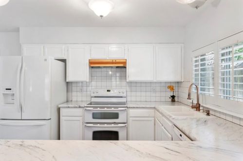 2039 Oak Shr Dr, Humble TX 77339-1724 exterior