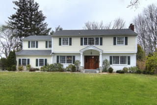 50 Crawford Rd, Harrison, NY 10528-1906