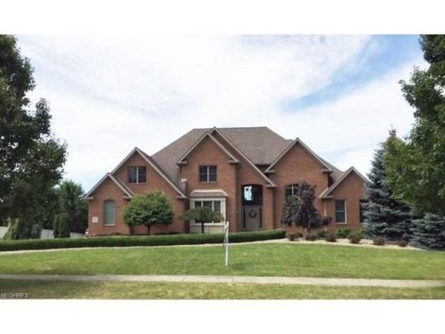 4021 Via Cassia, Youngstown, OH 44514-5360