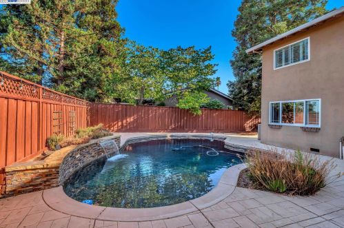 1042 Lomitas Ave, Livermore CA  94550-6436 exterior