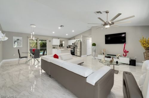 546 Charwood Ave, Lehigh Acres, FL 33974-5973