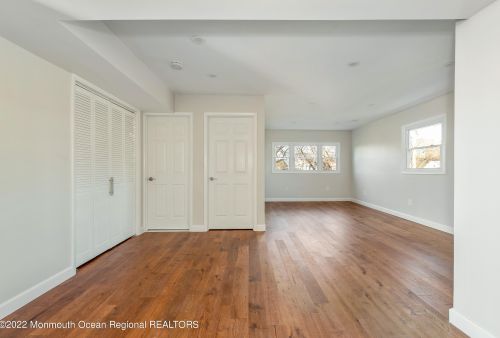 3 Fox Dr, Hazlet NJ  07730-1410 exterior
