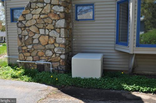 142 Gable Rd, Paoli PA  19301-1848 exterior