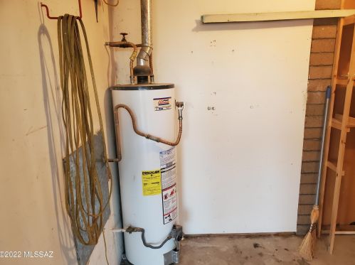 3341 Green Ridge Dr, Tucson, AZ 85741-2956