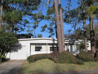 3414 Jacqueline Dr, Jacksonville, FL 32277-2516