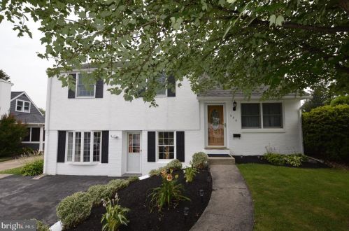 500 Firethorn Rd, Norristown, PA 19406-1830