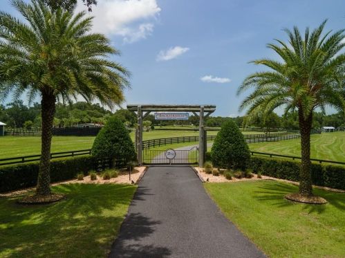 9565 63rd St, Ocala, FL 34482-1930
