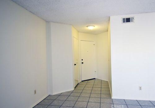 826 California Privado, Ontario, CA 91762-4987