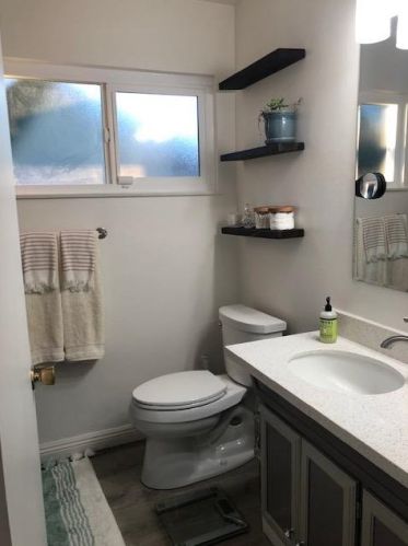 1218 Holly Dr, Lodi CA 95242-2422 exterior