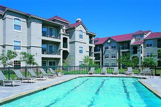 801 Hebron Pkwy, Lewisville TX  75057-5030 exterior