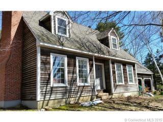 213 Great Neck Rd, Waterford, CT 06385-3738