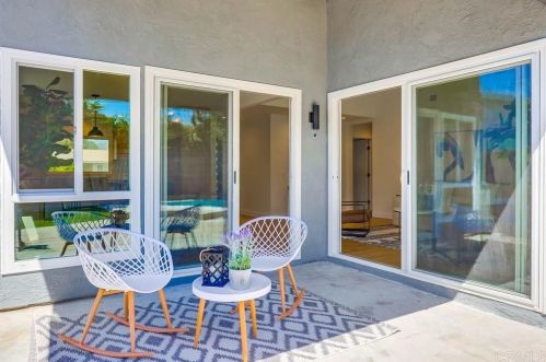 6381 Amberly St, San Diego CA  92120-2101 exterior