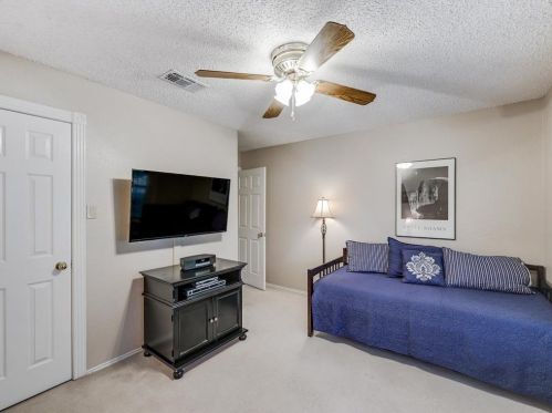 1412 Baker Dr, Cedar Hill TX 75104-1342 exterior