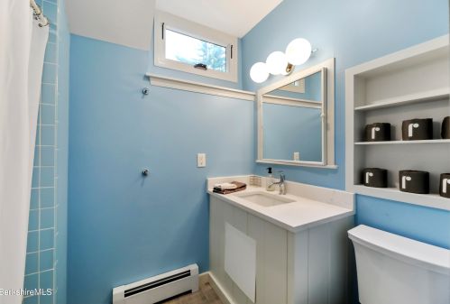 49 Laurel Way, Norfolk CT  06058-1178 exterior