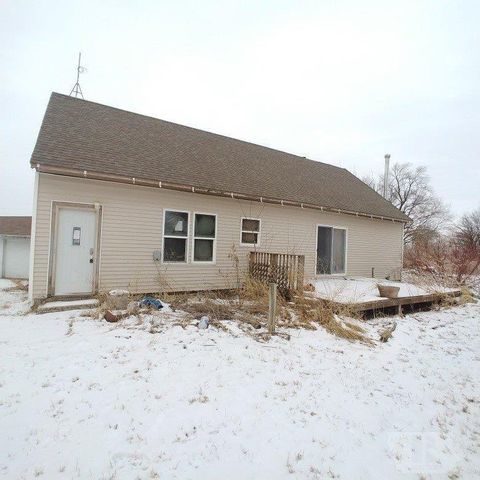 18611 460th St, Ware, IA 50546-7549