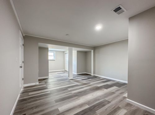 7131 Manderlay Dr, Florence KY  41042-2623 exterior