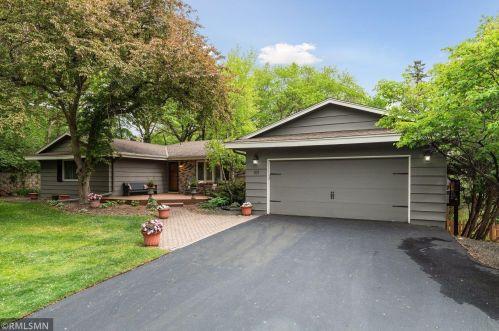 101 Norman Ridge Dr, Minneapolis, MN 55437-1707