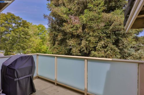 3074 Fostoria Cir, Danville CA  94526-5563 exterior