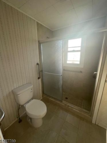 137 Centerton Dr, Parsippany NJ  07054-3522 exterior