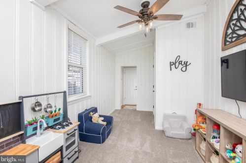 435 Oak Ave, West Deptford NJ  08097 exterior