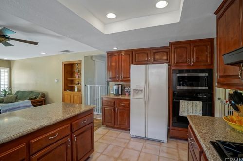 2759 Larkspur Ave, Brea CA  92821-4741 exterior